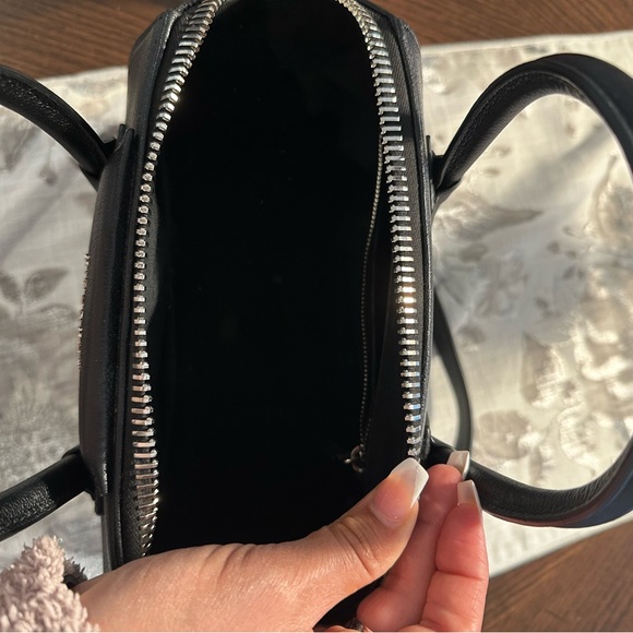 💗 SOLD 💗Authentic givenchy antigona small bag - Picture 3 of 11